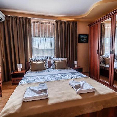 Апартамент Грация Weliko Tarnowo Exterior foto